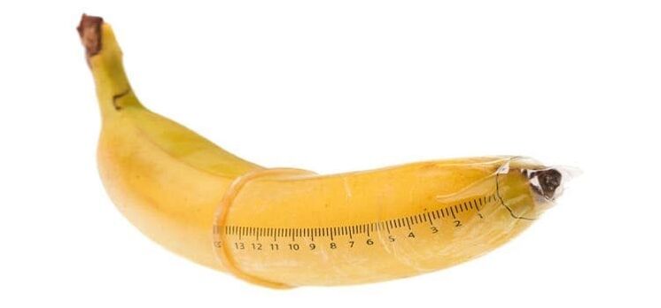 La mesure de la banane simule l'agrandissement du pénis avec du soda